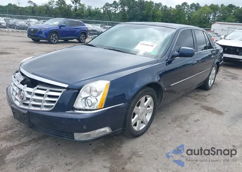 2008 Cadillac Dts 1Sa z USA, uszkodzony, nr VIN 1G6KD57Y48U104813